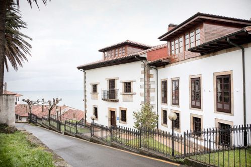 Lateral Palacio de los Vallados