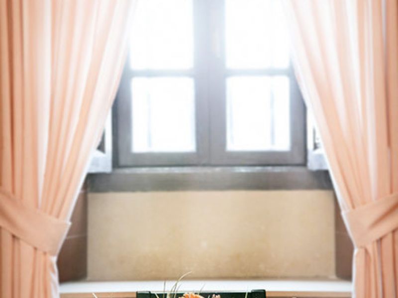 Comedor luminoso hotel Asturias