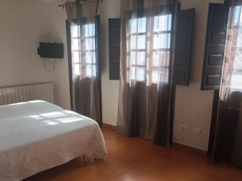 Habitación luminosa hotel Asturias